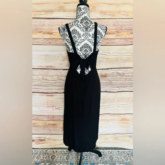 Wild Honey Black Square Neck Open Tie Smocked Back Sleeveless Maxi Dress Size M - Picture 3 of 15